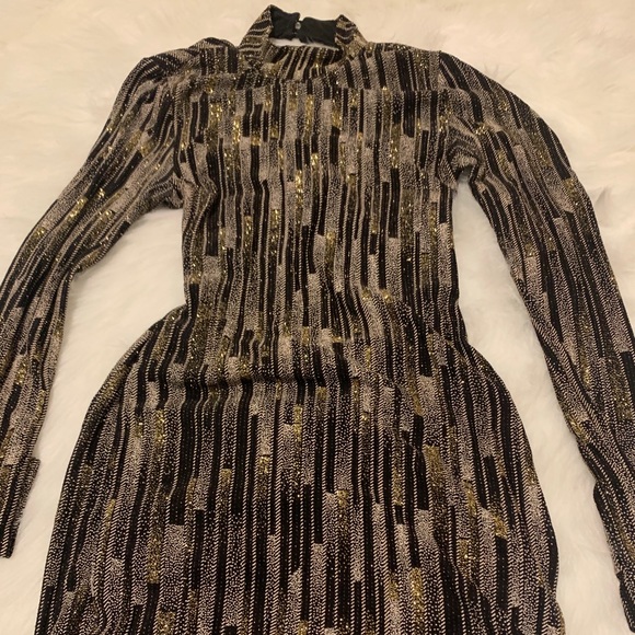 Dress - Picture 1 of 5